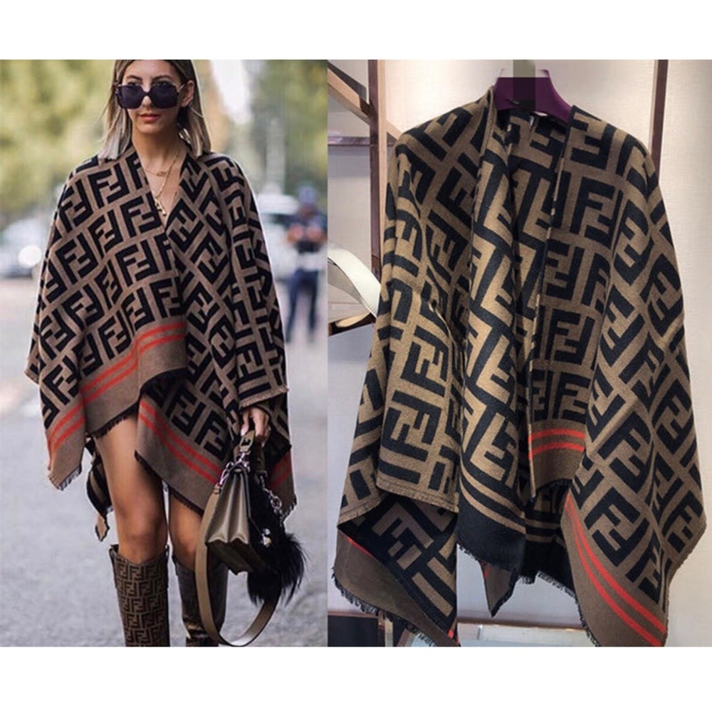 WOMEN”S FASHION PONCHO/ CAPE